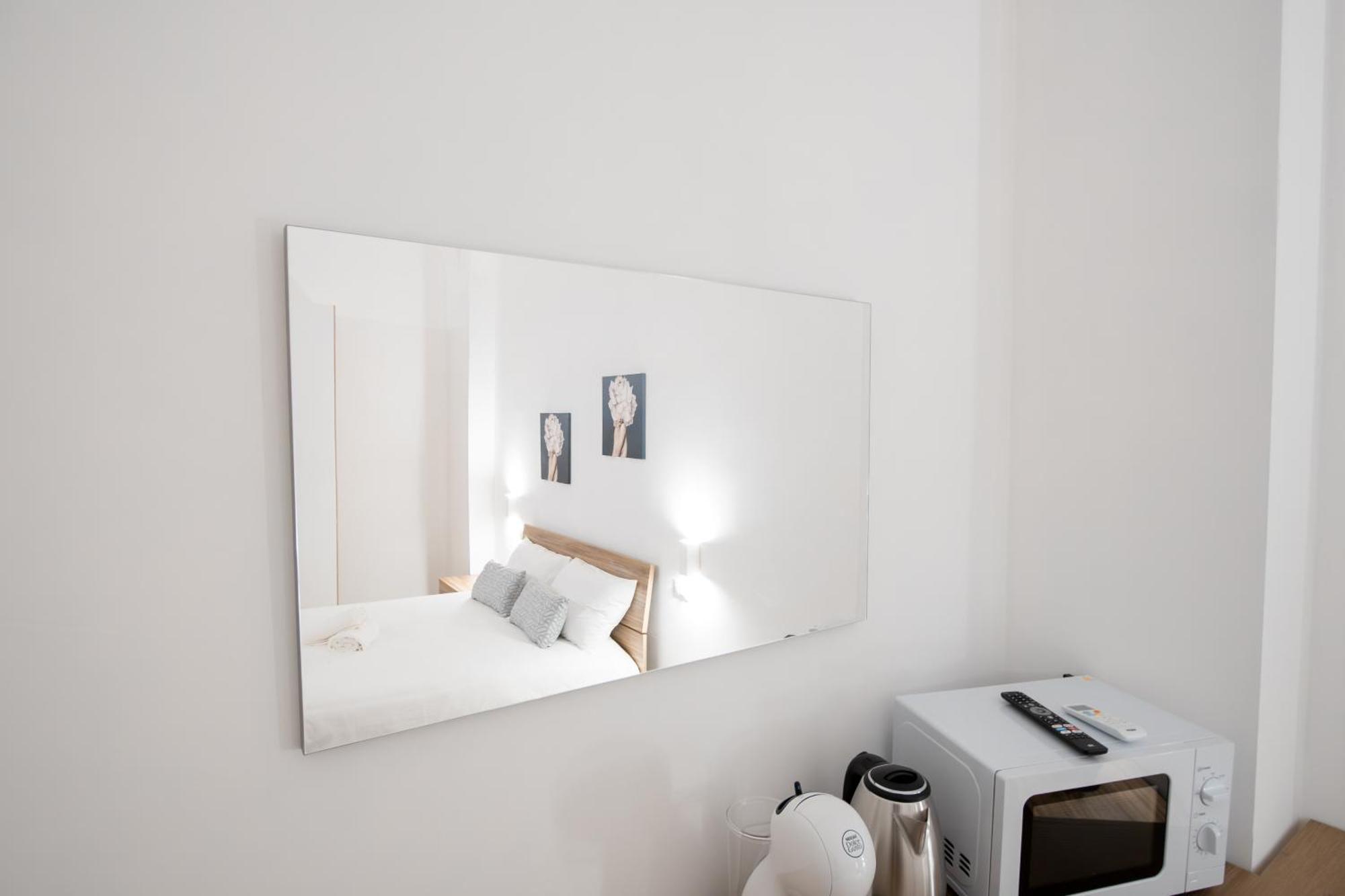 La Pigna Hotel Bari Bagian luar foto
